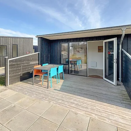 Stunning In With Indoor Swimming Pool Appartement