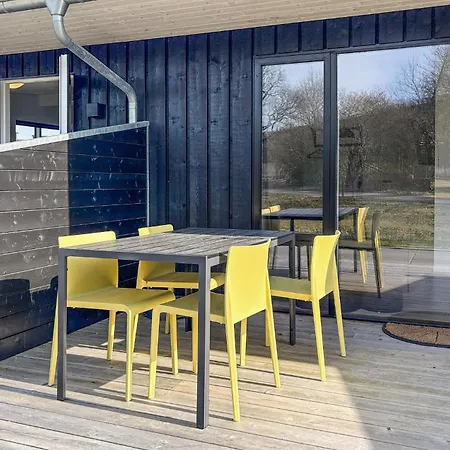 Apartamento Stunning In With Indoor Swimming Pool