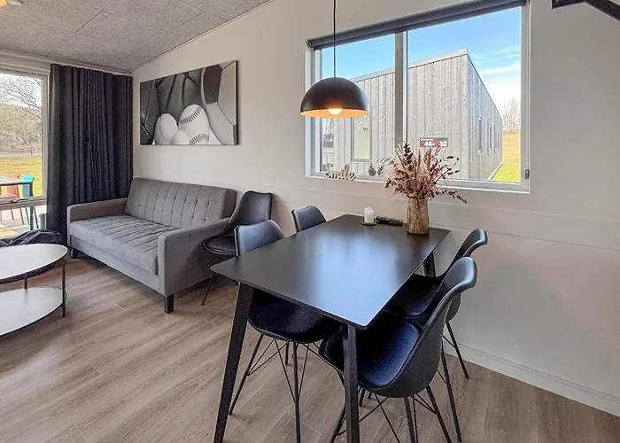 Stunning In With Indoor Swimming Pool Appartement