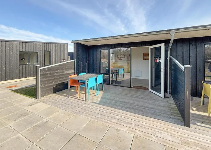 Stunning In With Indoor Swimming Pool Appartement