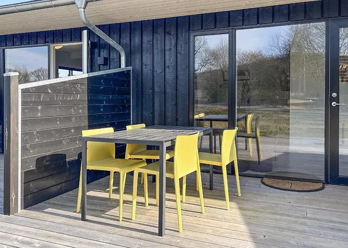 Appartement Stunning In With Indoor Swimming Pool